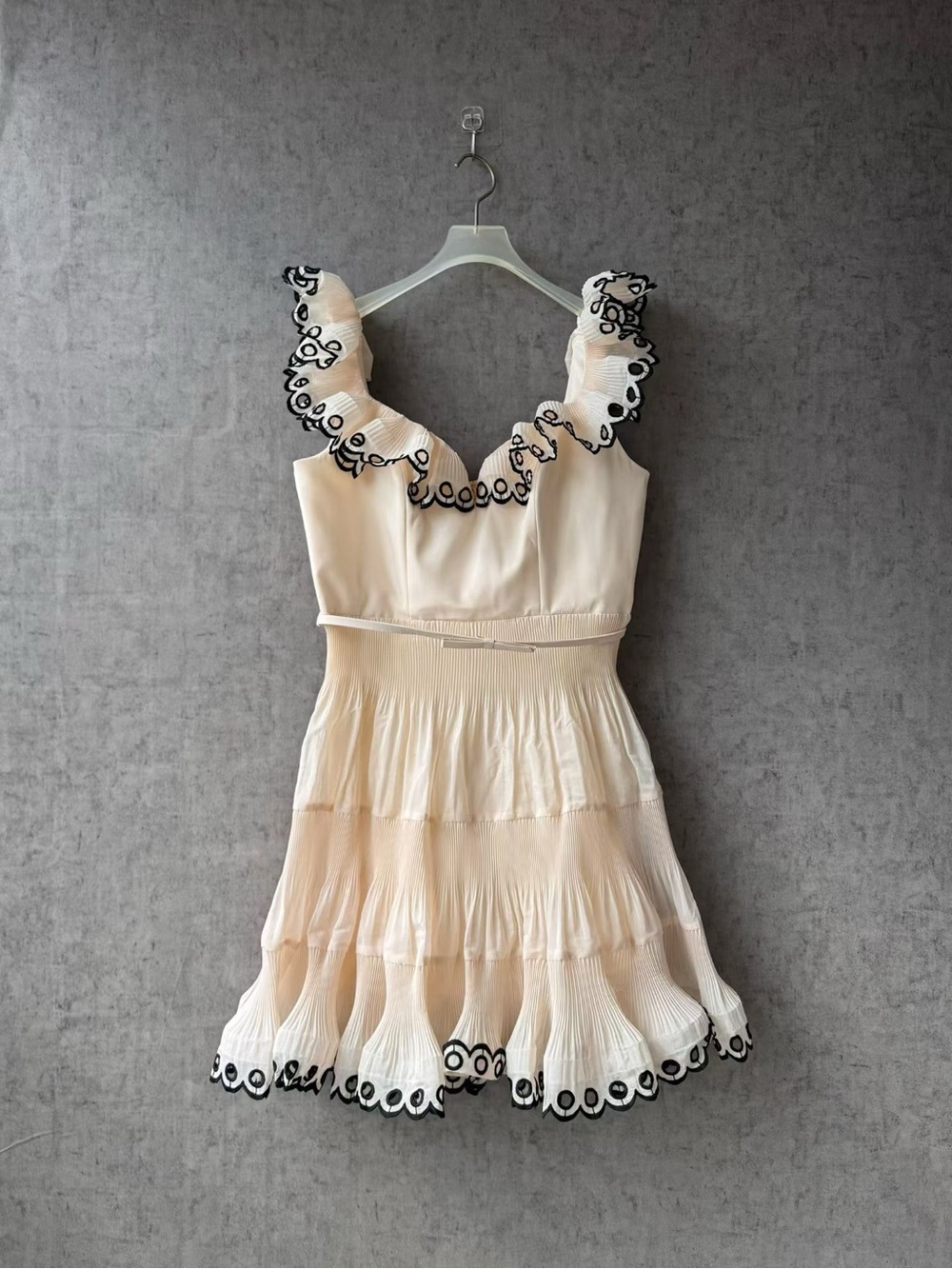 NWOT Zimmermann Cream Ruffle Dress with Black Trim, Size AU 2 = M